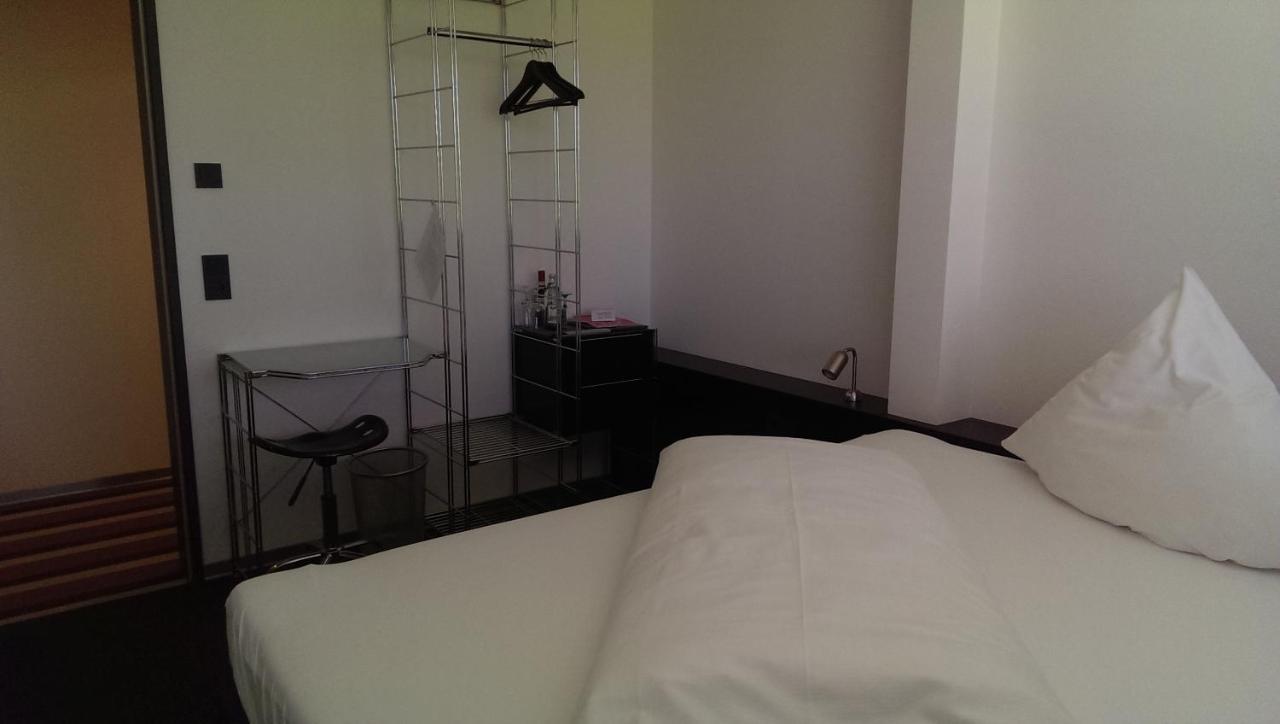 Hotel Zapa سينغن المظهر الخارجي الصورة
